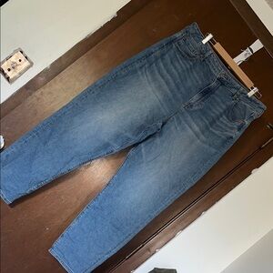 American Eagle mom jeans